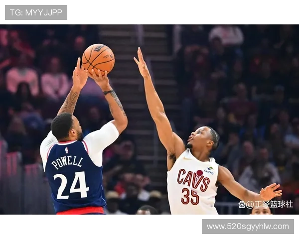 鲍威尔热火首秀闪耀砍28分9板4助力压比尔仅得5分卡登合砍25分