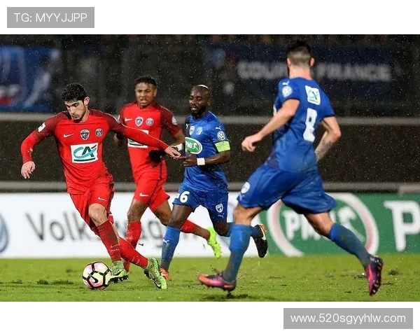 豪泽外线手感火热三分雨洒全场轰下18分助球队稳获关键胜利